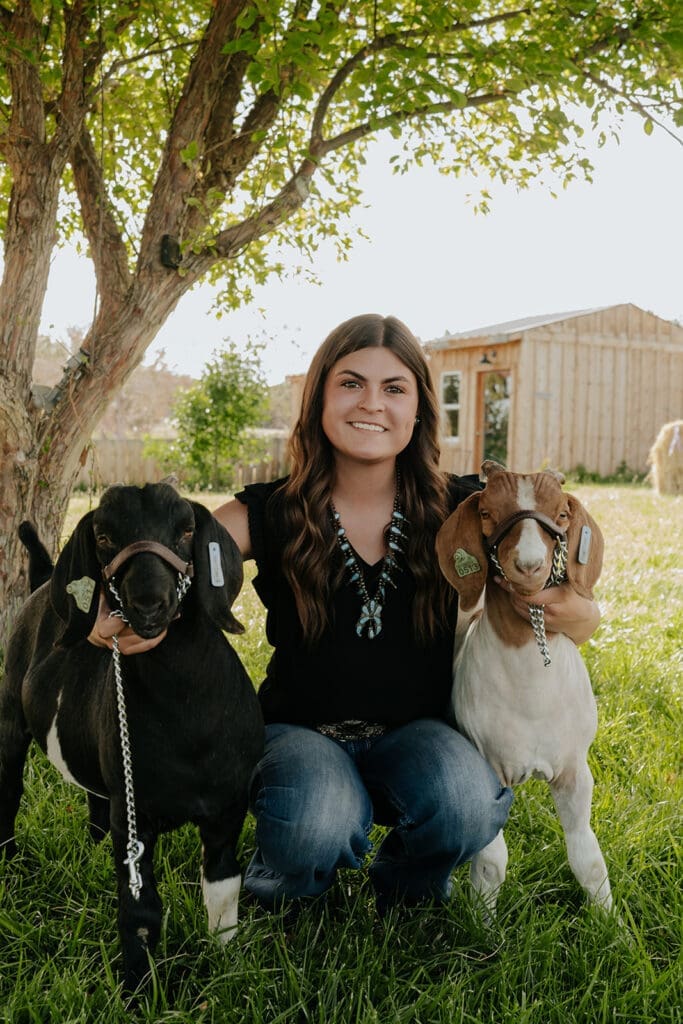 senior portraits with dogs